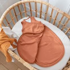 BEMINI Schlafsack 1-4 Monate Jersey Tog 0.5 Mini Print Caramel -Geschäft Für Babyschlafsackzubehör bemini schlafsack 1 4 monate jersey tog 0 5 mini print caramel a403299 1