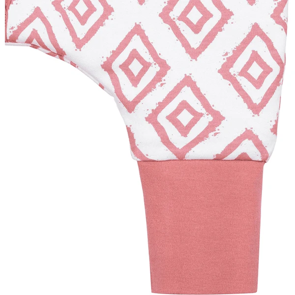 Emma & Noah Schlafsack Mit Füßen Rauten Rosa TOG 2.5 8 Emma & Noah Schlafsack Mit Füßen Rauten Rosa TOG 2.5 – Bild 6