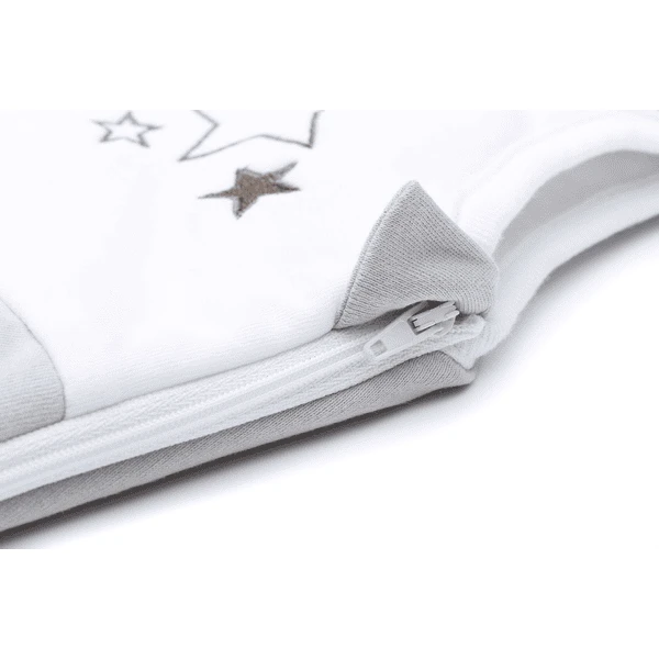 Fillikid Ganzjahresschlafsack Jersey Grau Mit Sternenapplikation 4 Fillikid Ganzjahresschlafsack Jersey Grau Mit Sternenapplikation – Bild 2