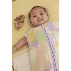 Meyco Sommerschlafsack Tie-Dye Soft Lilac -Geschäft Für Babyschlafsackzubehör meyco sommerschlafsack tie dye soft lilac a359000 4